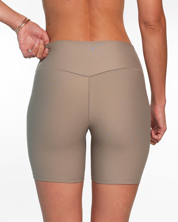 Classic Shorts Light Luxe™ | Iced Coffee image 1