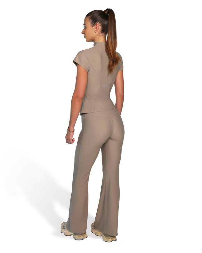 Classic Flares Light Luxe™ | Iced Coffee